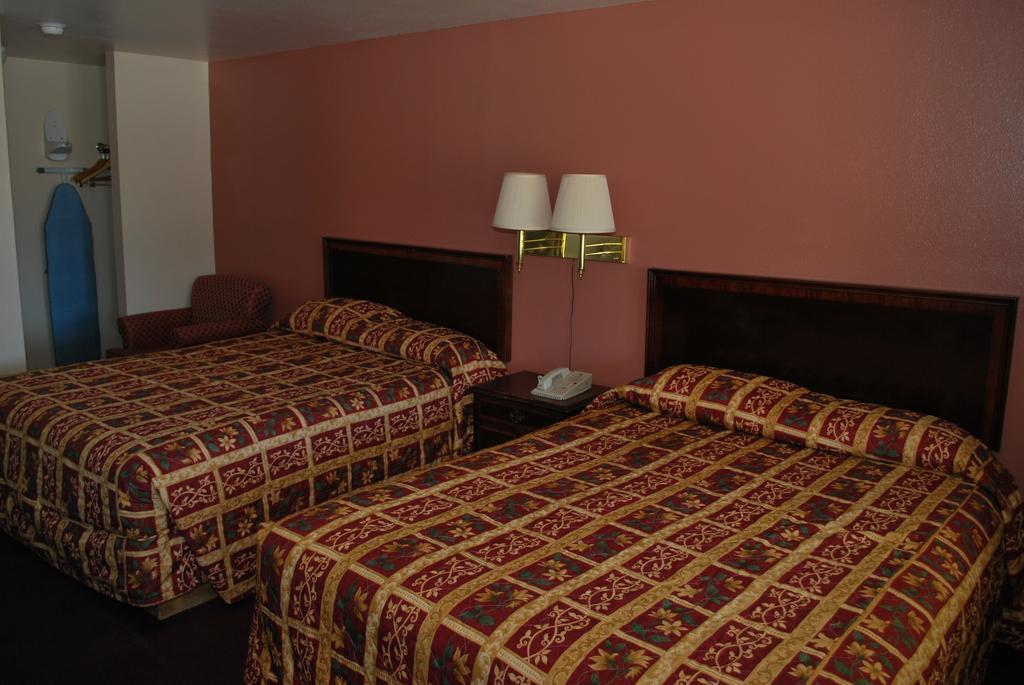 Travelodge By Wyndham Klamath Falls Bilik gambar